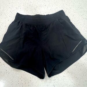 Lululemon Black Women’s Athletic running Shorts EUC size 10 4” Hotty Hot